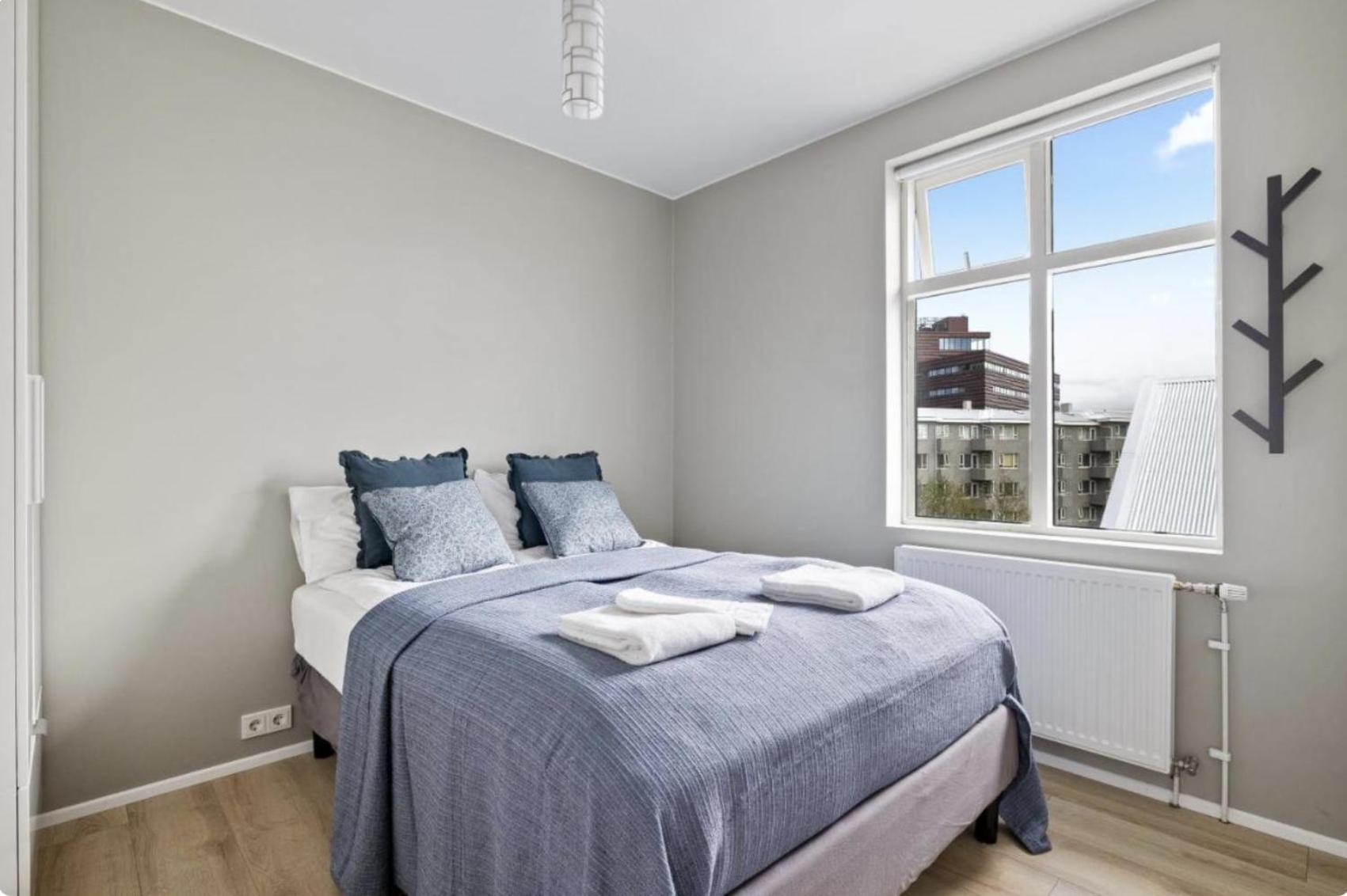 Cheerful Down Town Apartment Reykjavik Exterior photo